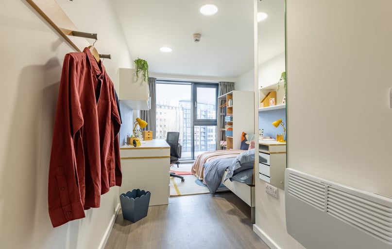 Premium Plus En Suite, Bridge House, 180 Old Dumbarton Road, City Centre, Glasgow - Image 1